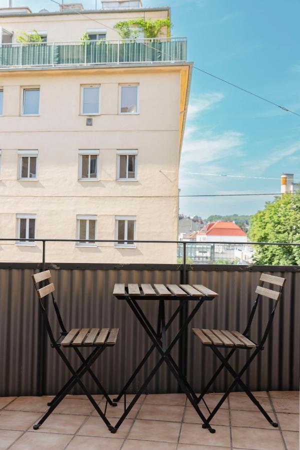 Beautiful 2-Bedroom Apartment Near Schoenbrunn Viena Exterior foto